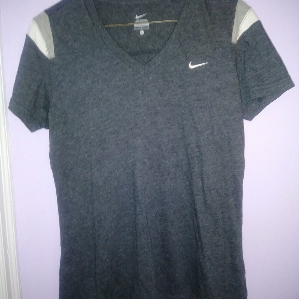 Nike t shirt